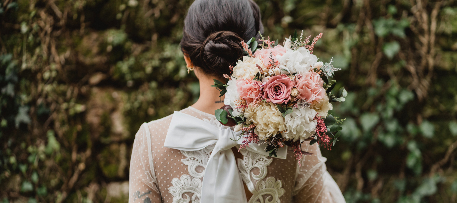 ramos de novia con flores preservadas