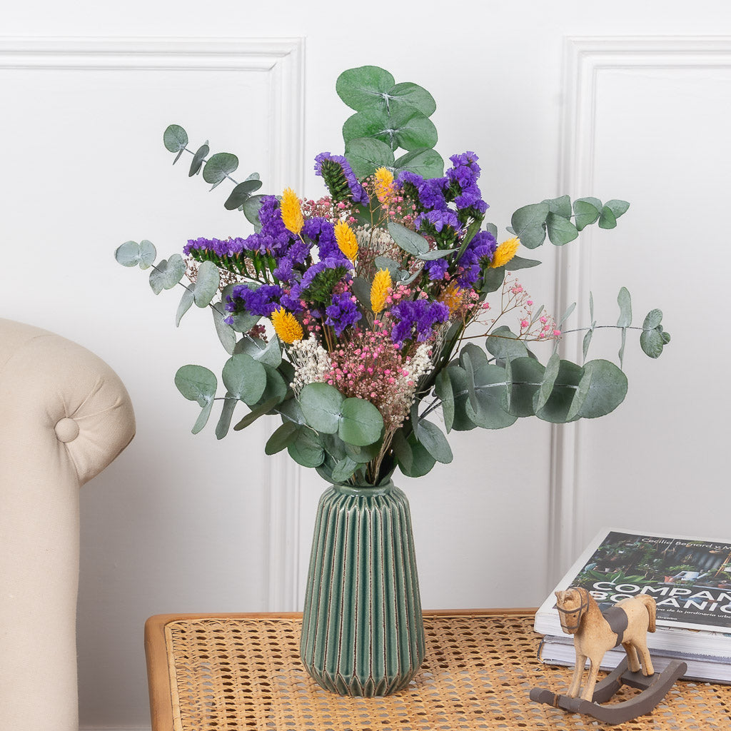 Jarrón de cerámica verde para flores preservadas