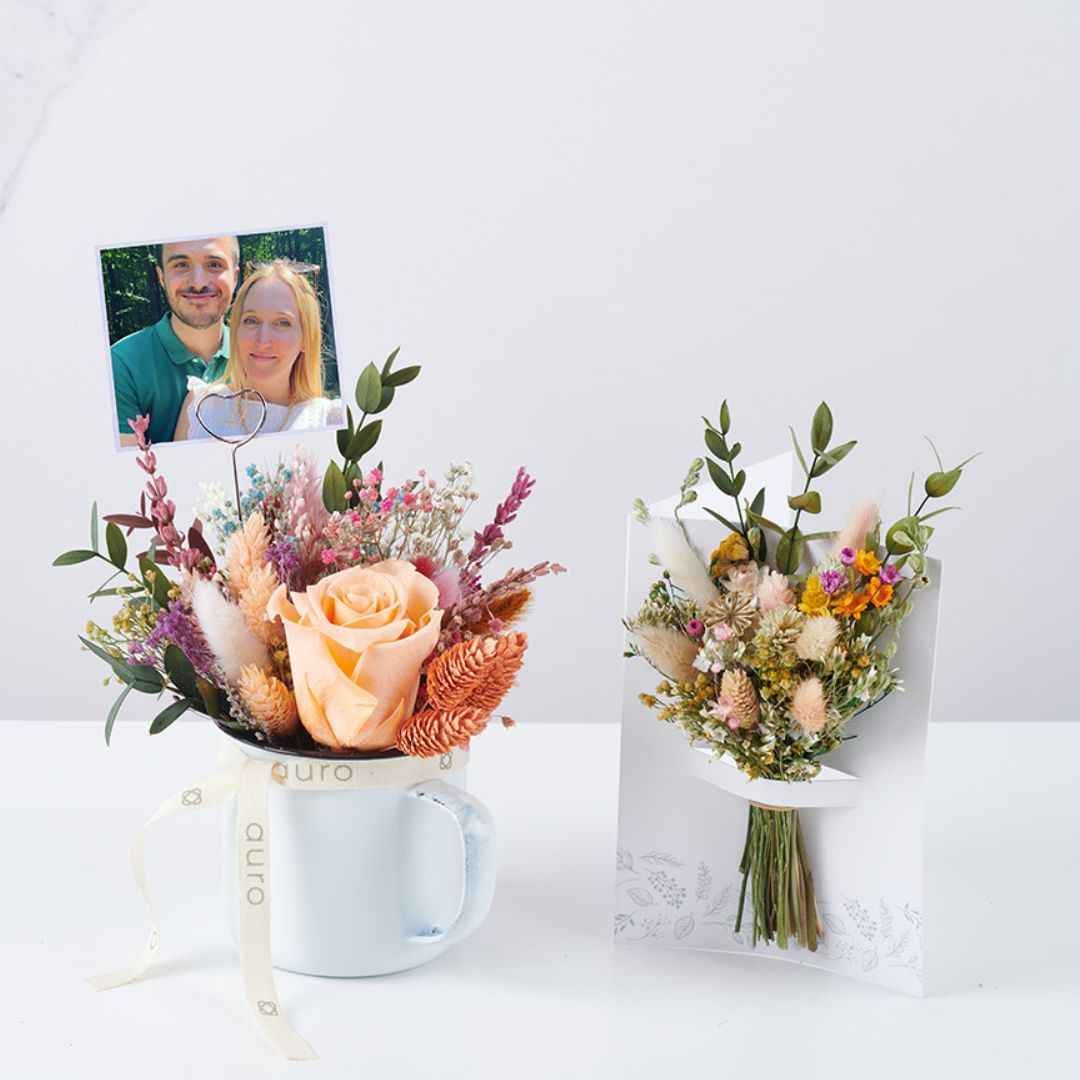 Taza Floral You + tarjeta de flores