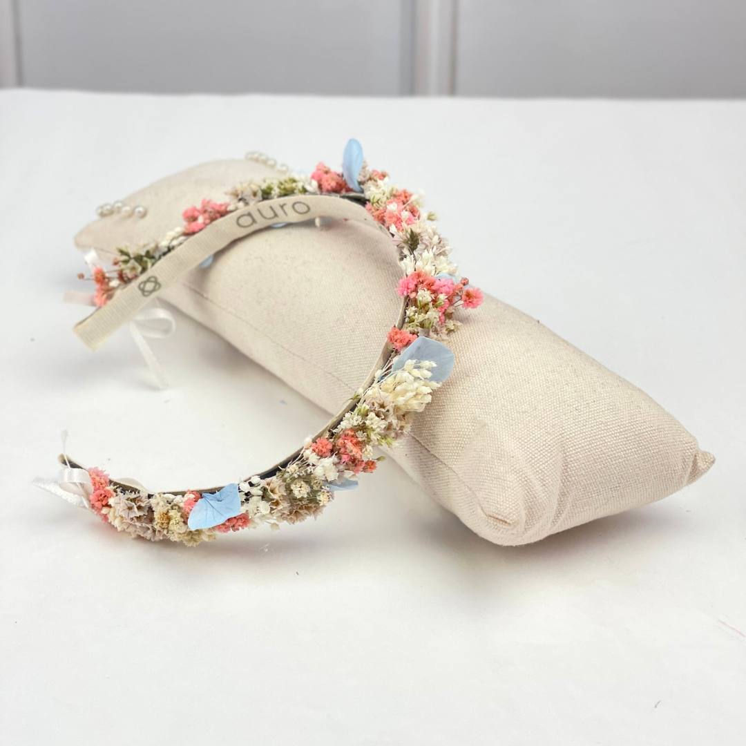 diadema de flores preservadas