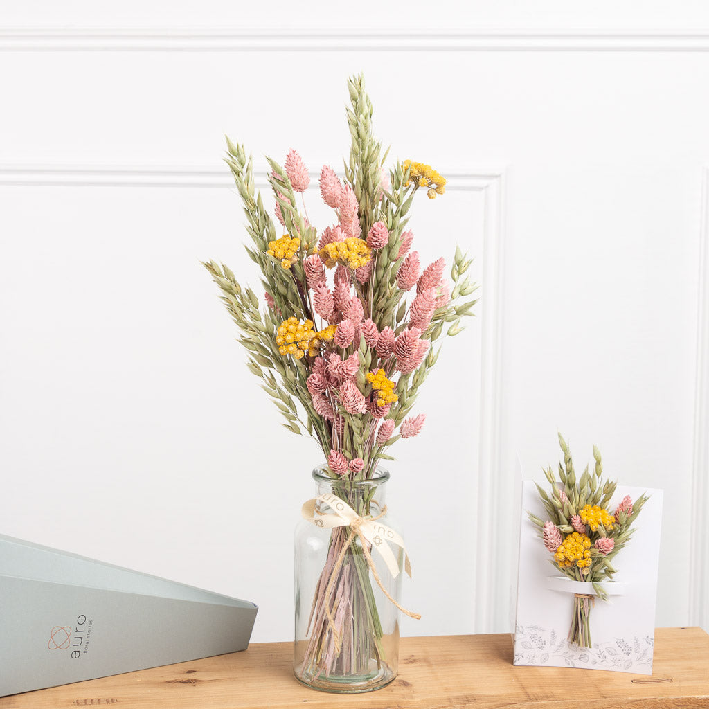 estuche de flores preservadas