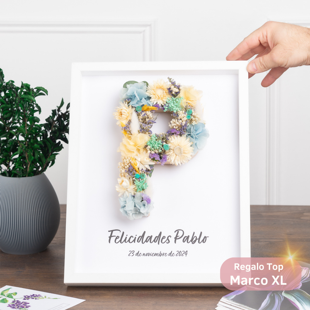 cuadro con letra de flores preservadas grande, foto y dedicatoria