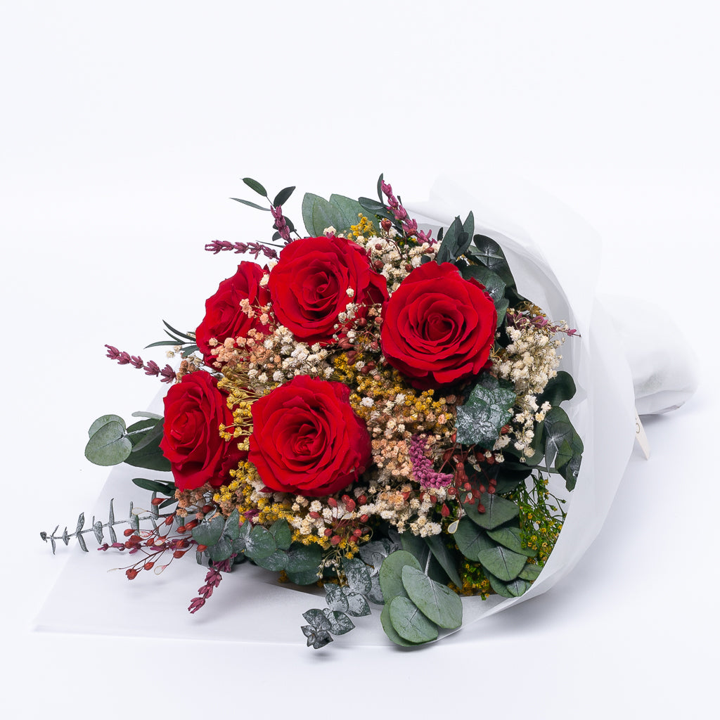 Bouquet de rosas preservadas detalle