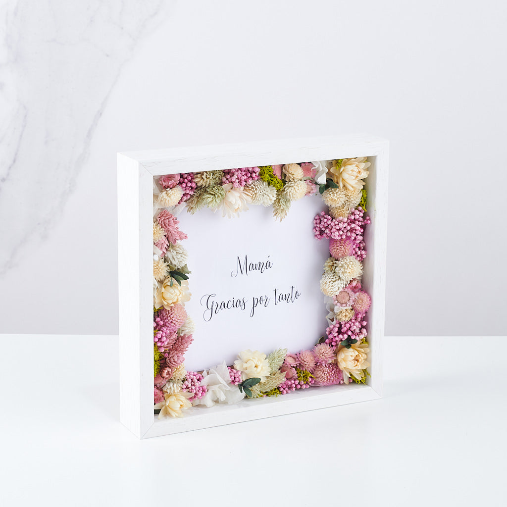 marco floral con dedicatoria personalizada