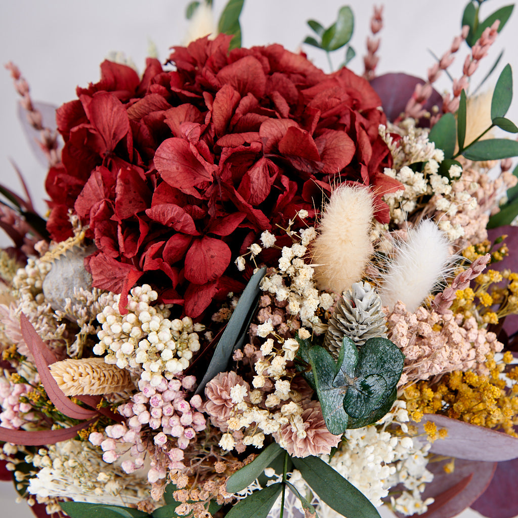 detalle de ramo de flores preservadas floral Valley