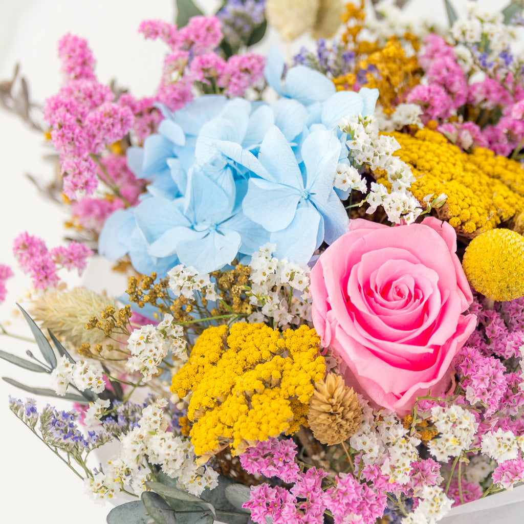 Detalle ramo flores preservadas Mon Giverny