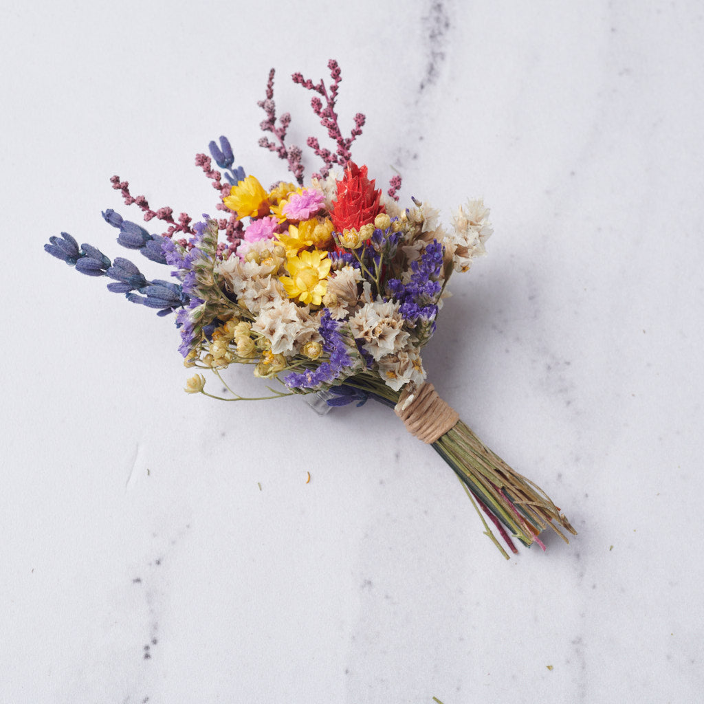 prendido de flores preservadas Caleido