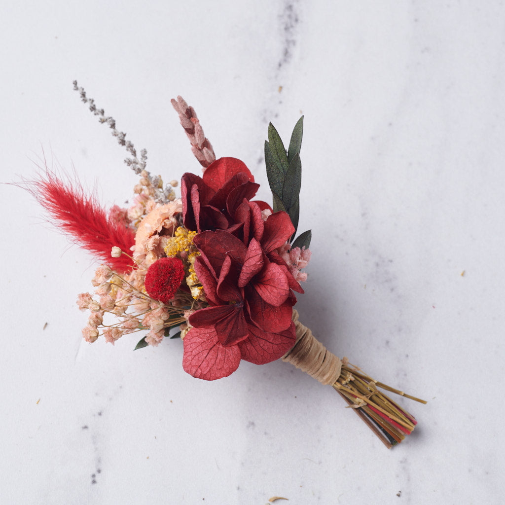 prendido de flores preservadas poeme rose