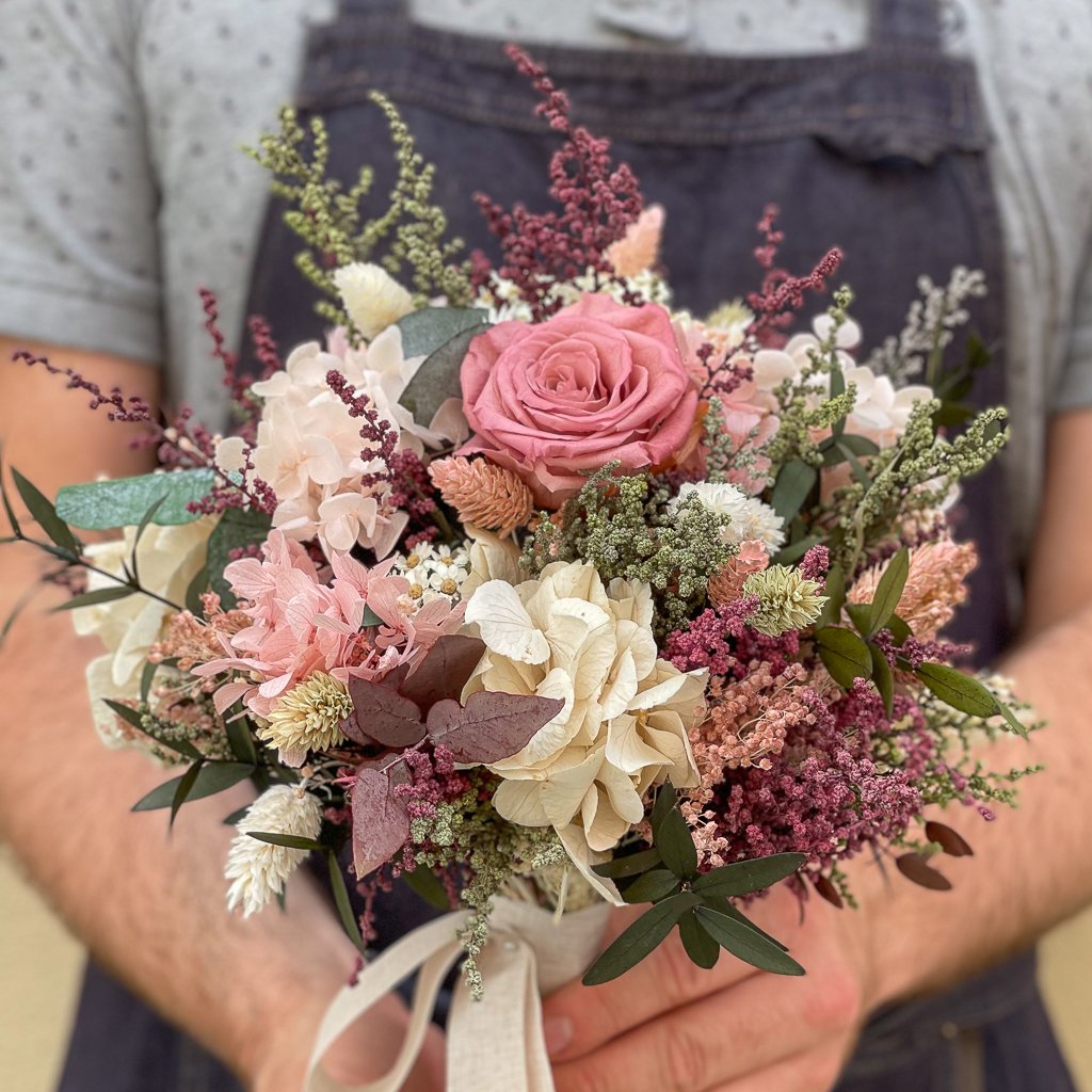 réplica de tu ramo de novia preservado en un formato más reducido
