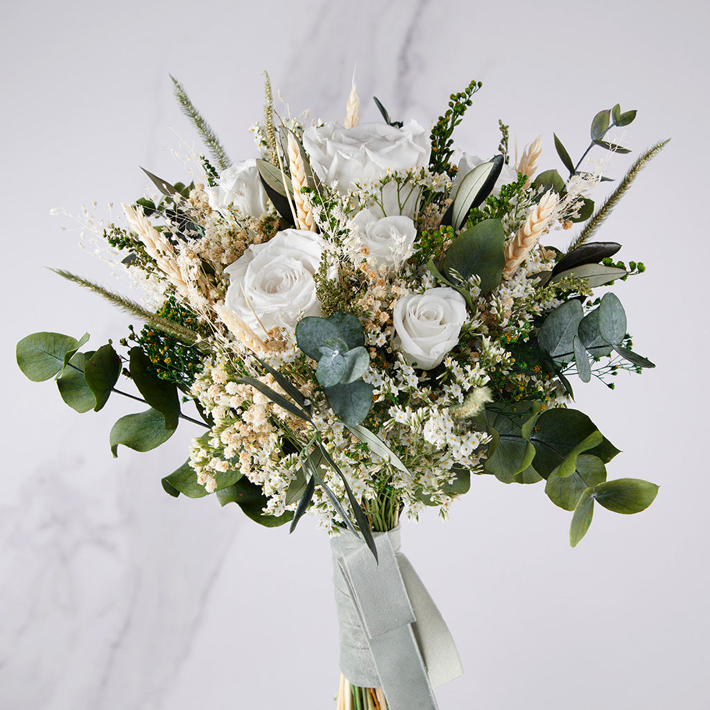 Ramo de novia de rosas preservadas Zahara