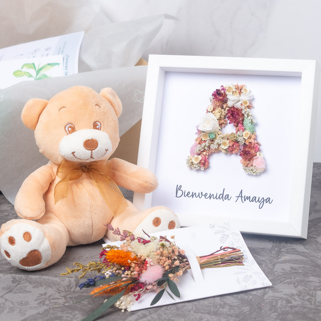 Pack Alegría · Cuadro con letra + peluche + ambientador + tarjeta de flores