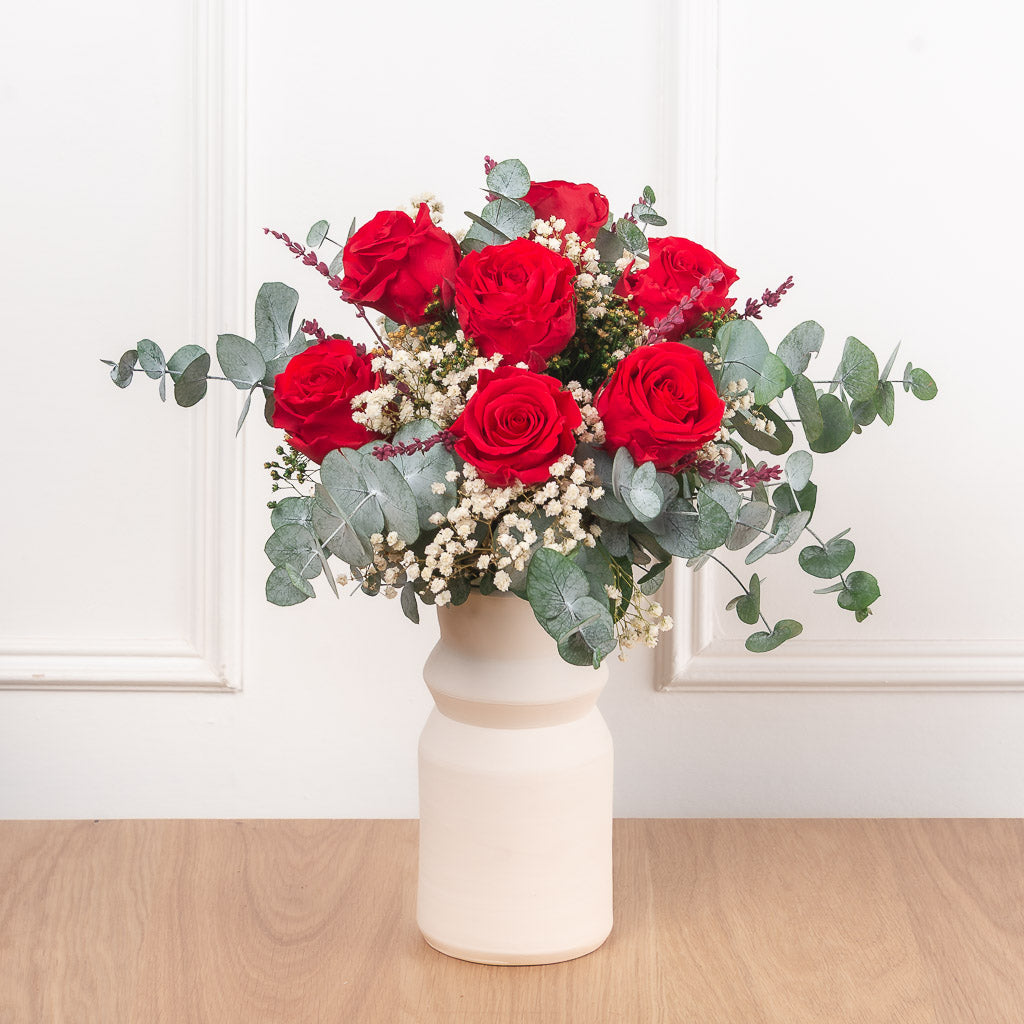 ramo de flores preservadas con rosas eternas y preservadas