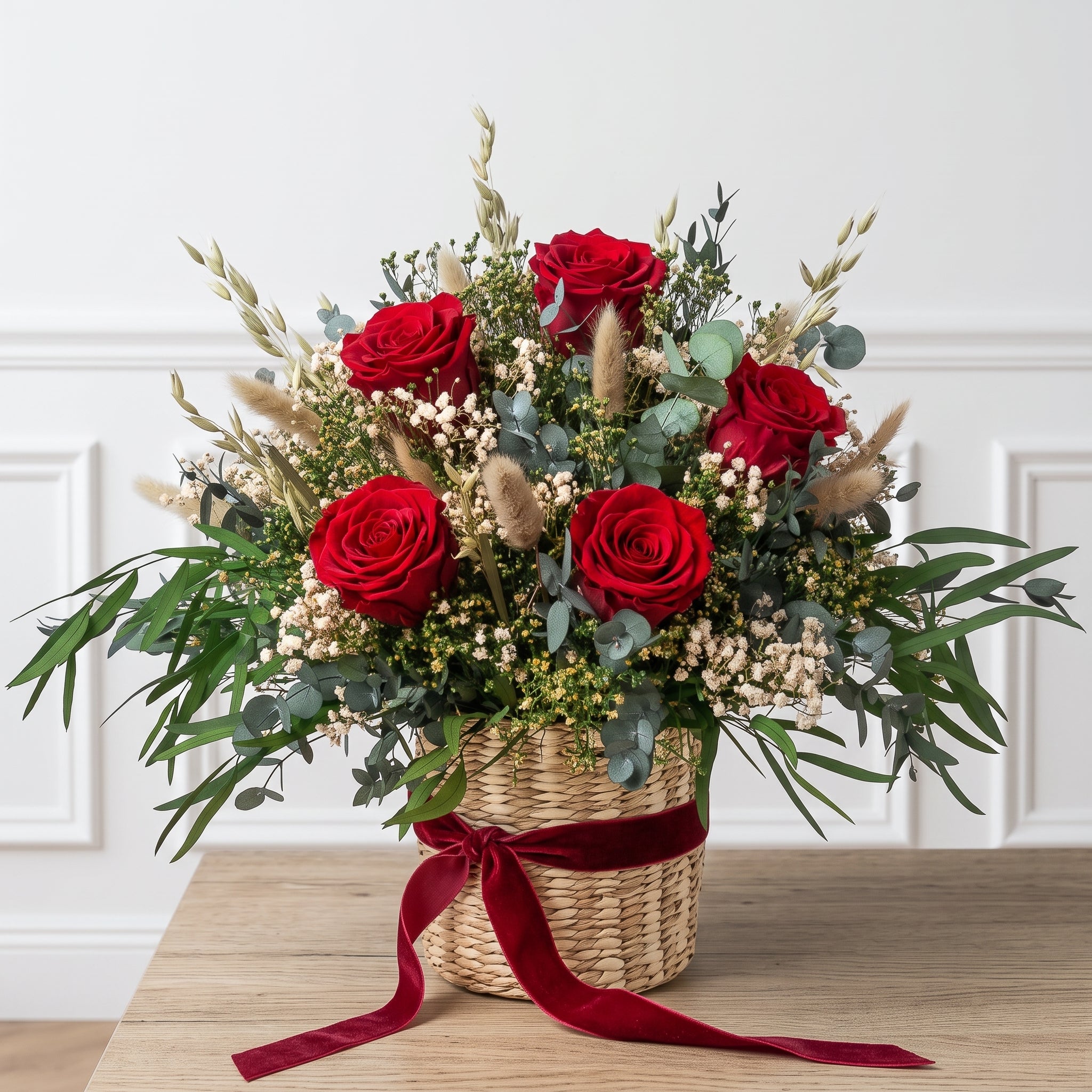 Cesta eternal de rosas