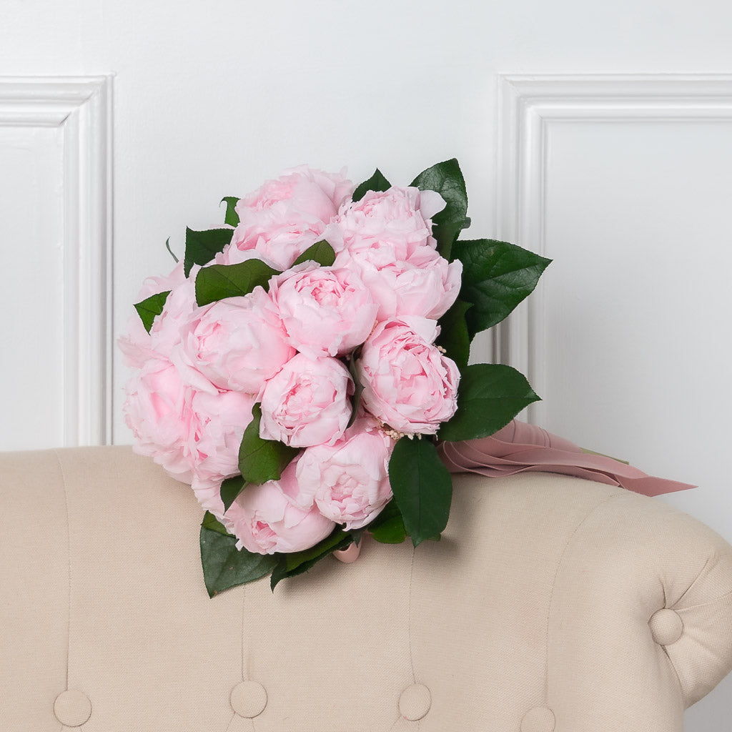 ramo de novia eterno de peonias y flores preservadas 