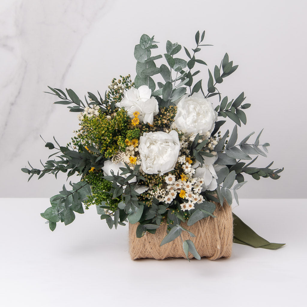 Peonias Silvestres Ramo Peonias Y Eucalipto Ramo De Novia Carolina