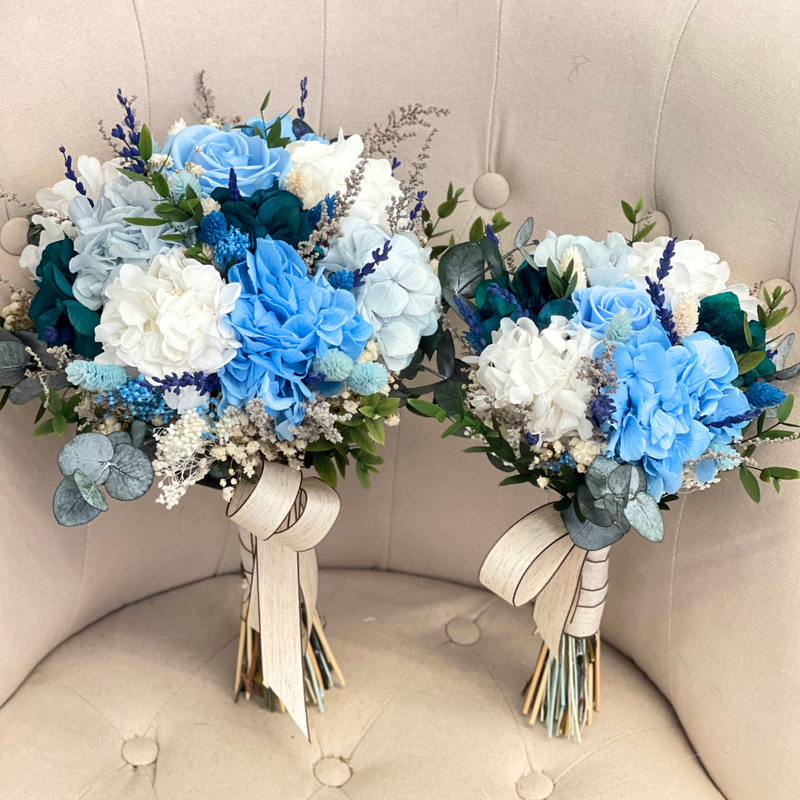 réplica ramo maui de flores azules preservadas
