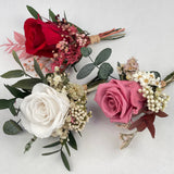 prendido con mini rosa