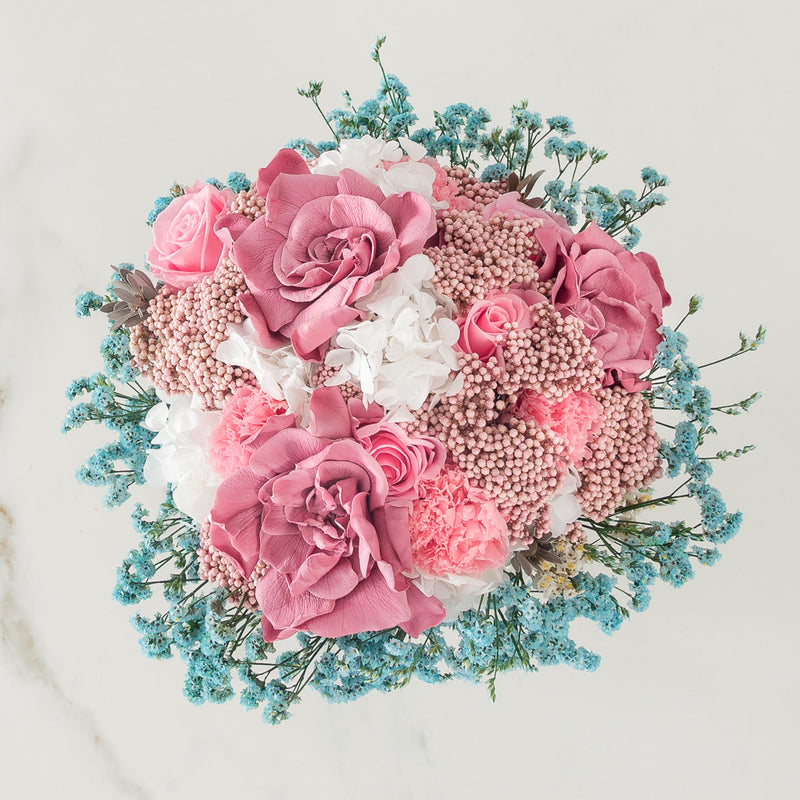 bouquet de novia preservado rosa y azul